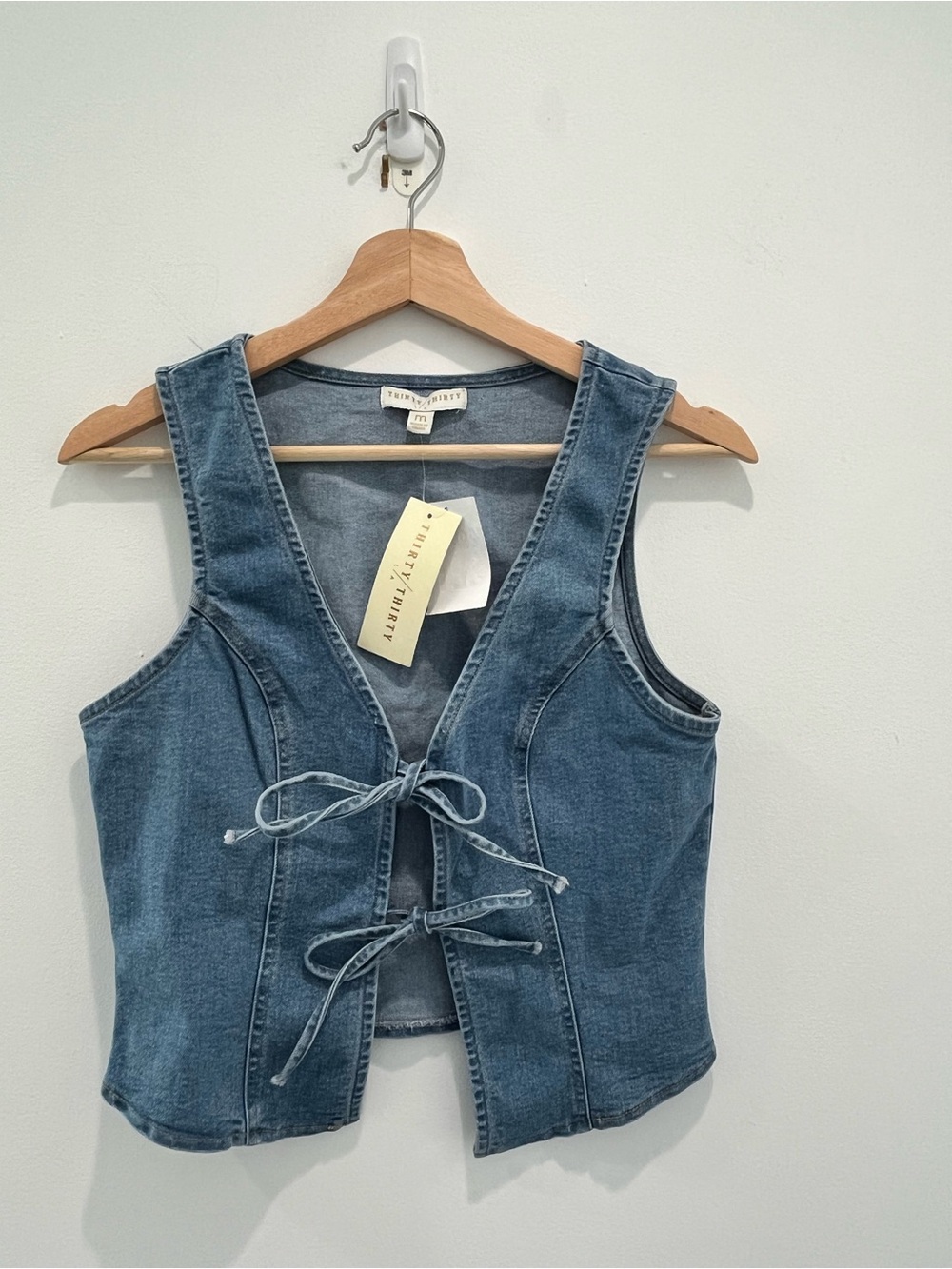 THIRTY THIRTY Sleeveless V-neck Denim Tie-Front Vest in Blue